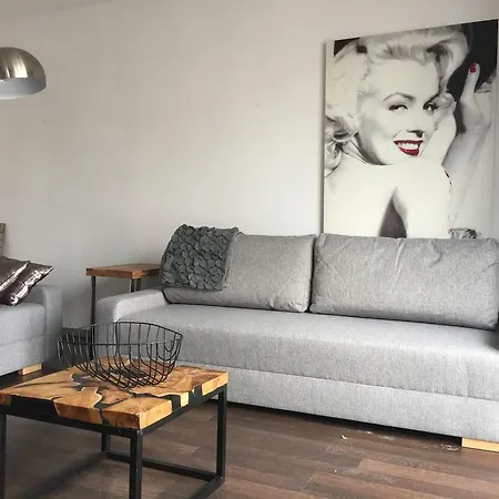 Old Town Apartment Апартаменты *