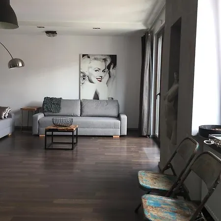 Old Town Apartment Апартаменты